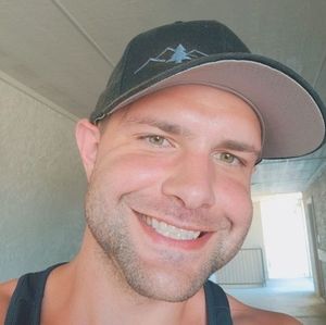 Meet your Posher, Evan